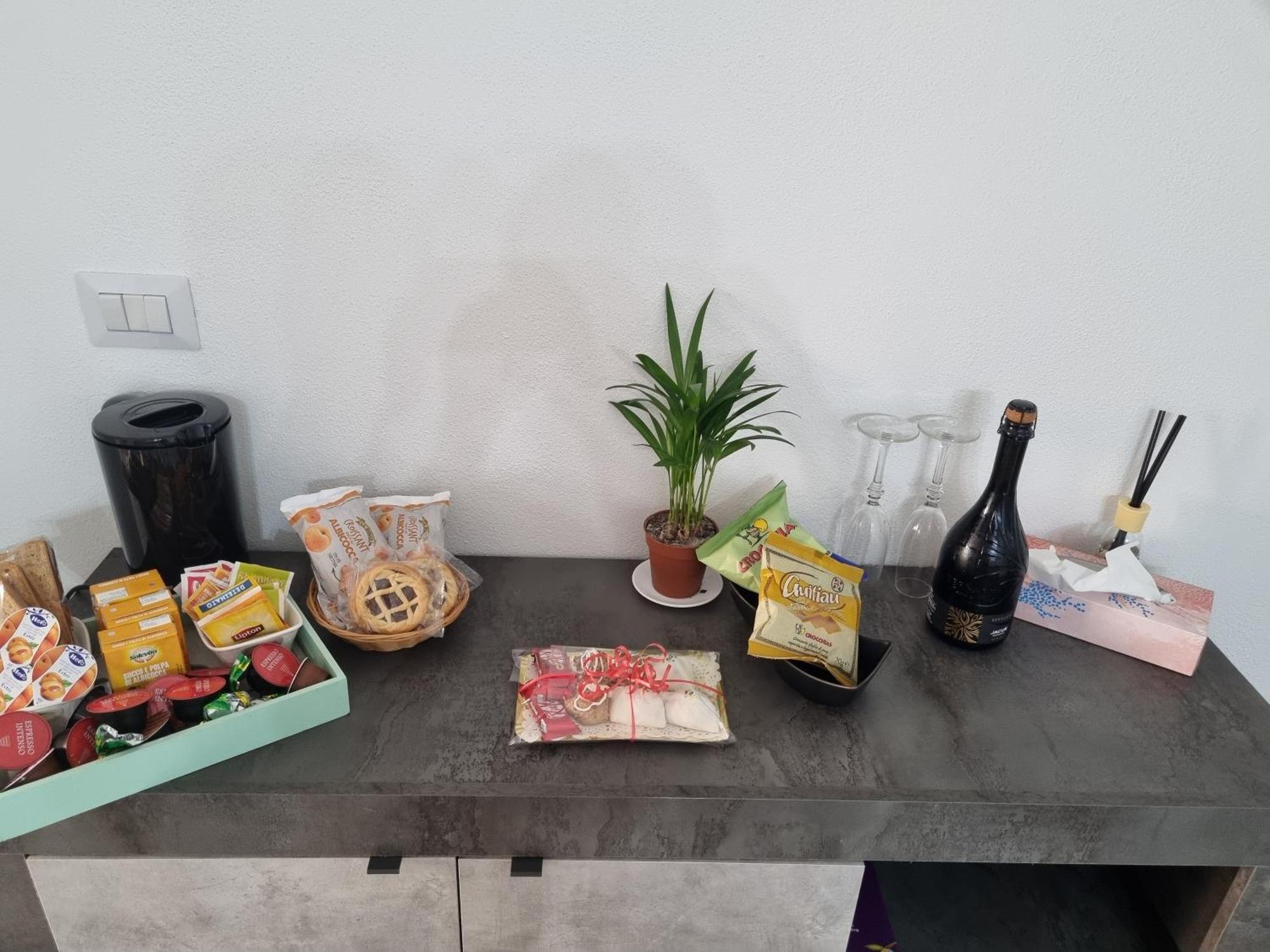 Mito Apartment Cagliari Bagian luar foto